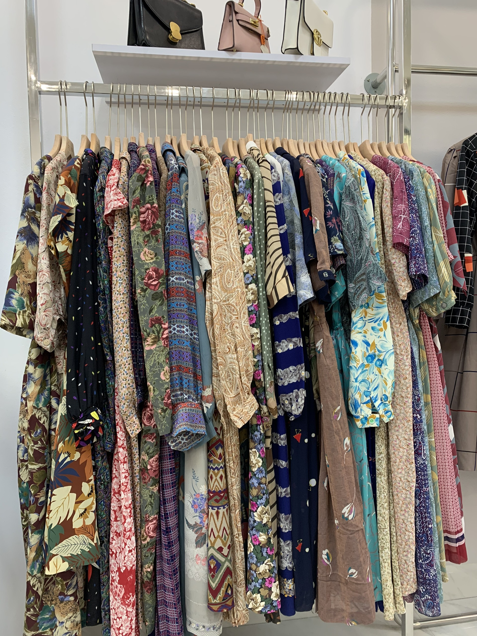 Tổng kho hàng thùng Miền Bắc